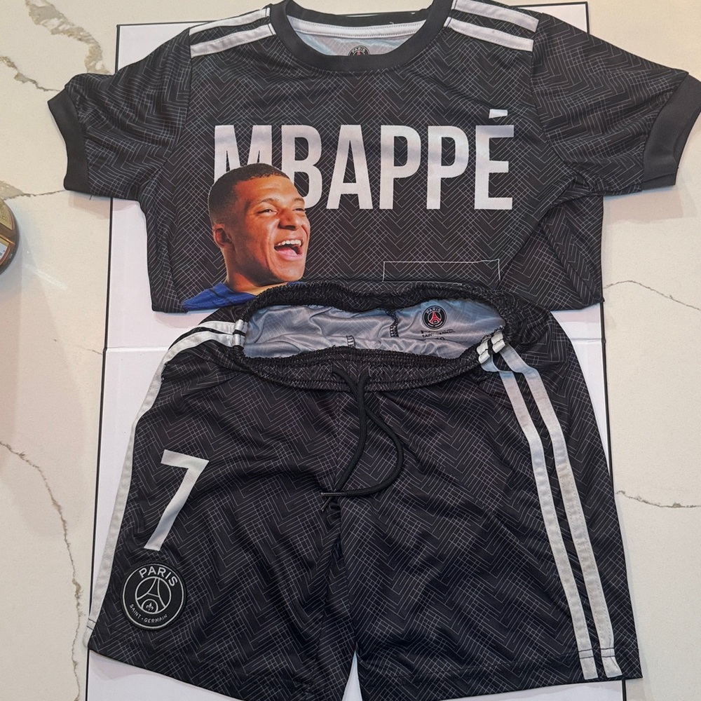 PSG Mbappé Soccer Jersey Set – Boys Size 10 ⚽️